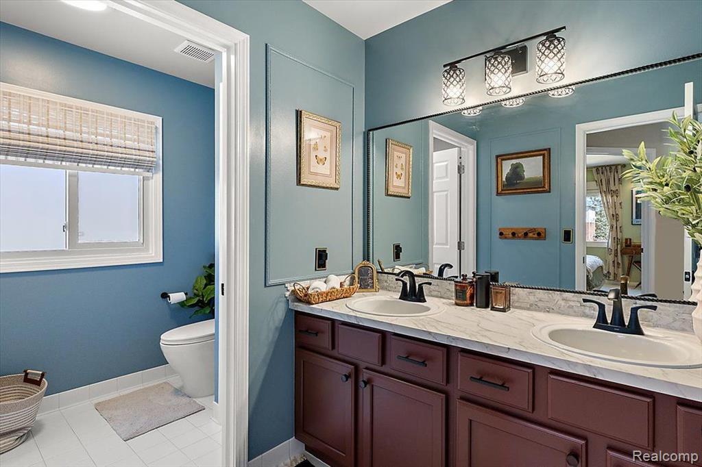 47082 NORTHUMBERLAND Street, Novi, MI — Photo 70