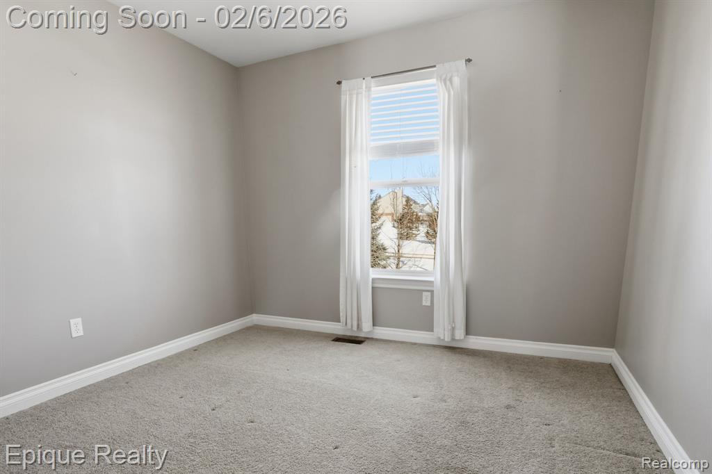 1030 Woodside Court, Oxford, MI 48371 — Photo 17