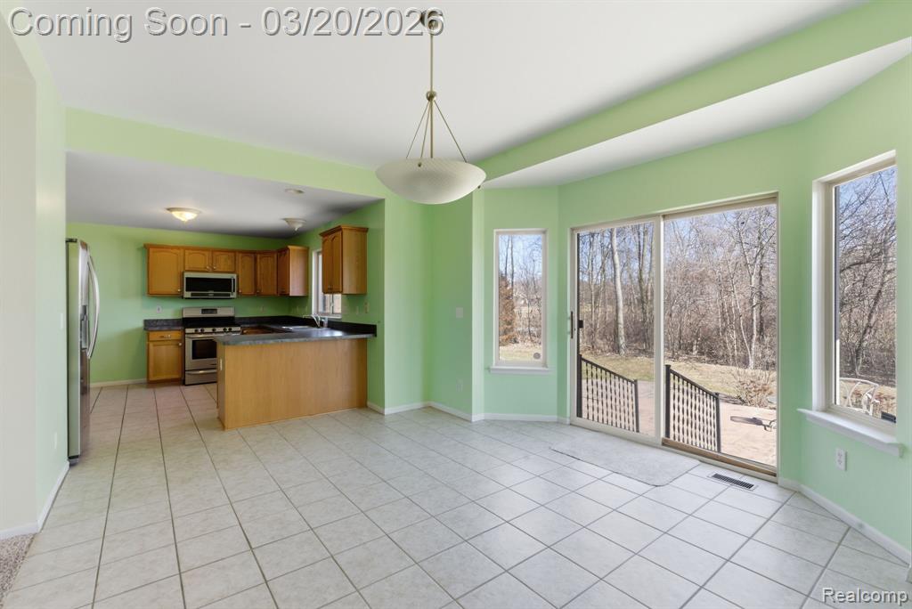 35950 Tamarack Court, New Baltimore, MI 48047 — Photo 5