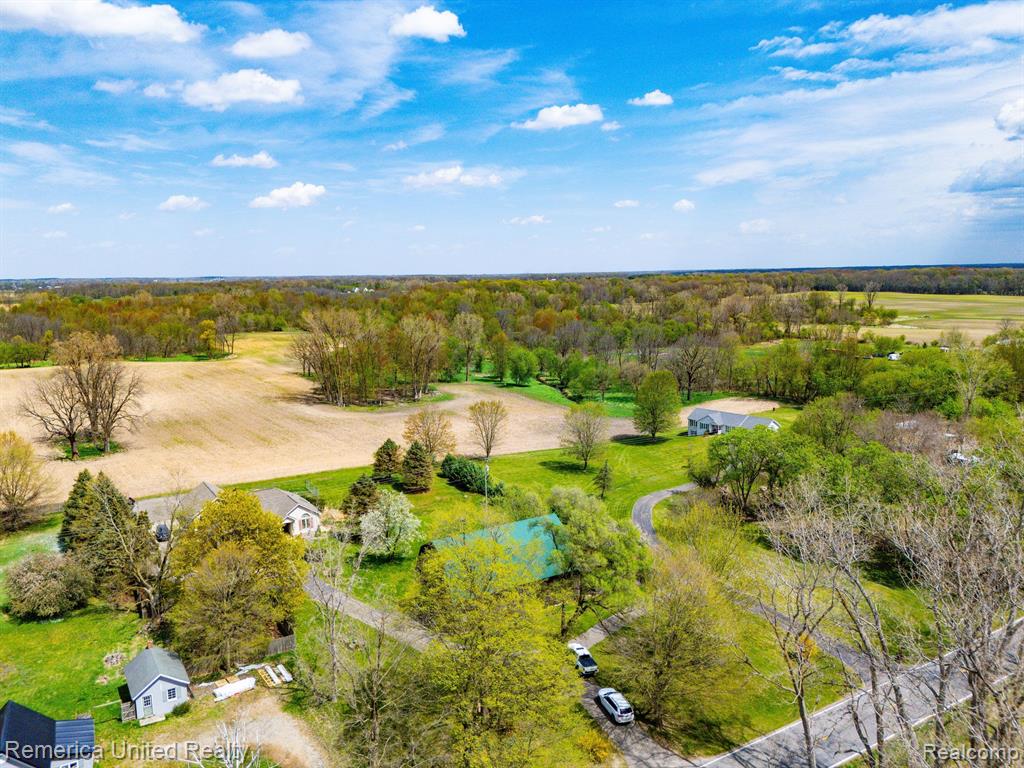 5069 BELL OAK Road, Webberville, MI 48892 — Photo 38