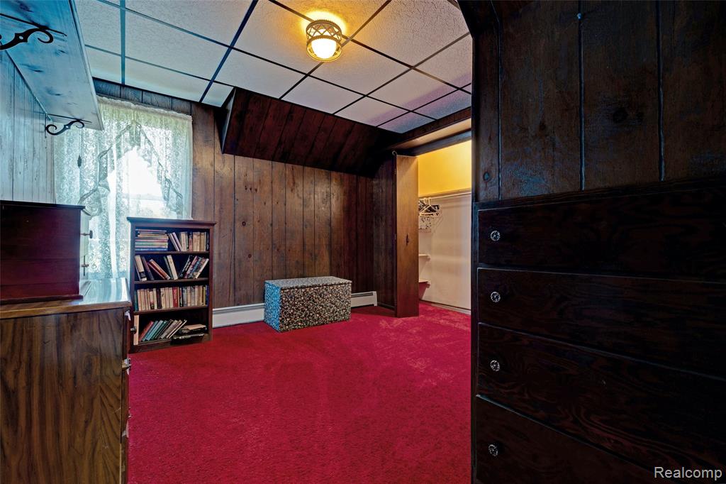 8028 Clarence Street, Goodrich Vlg, MI — Photo 36