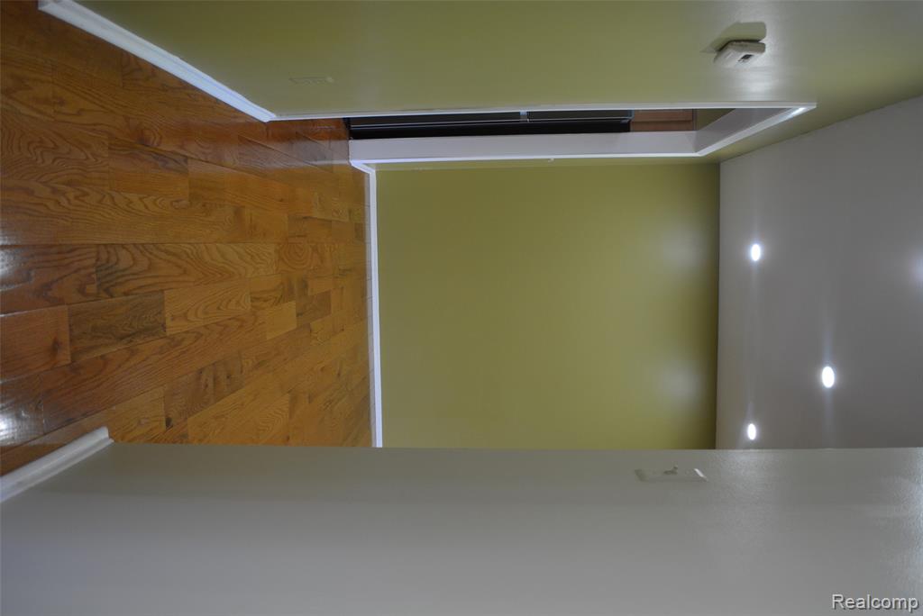 3883 OLD CREEK Road, 18, Troy, MI 48084 — Photo 15