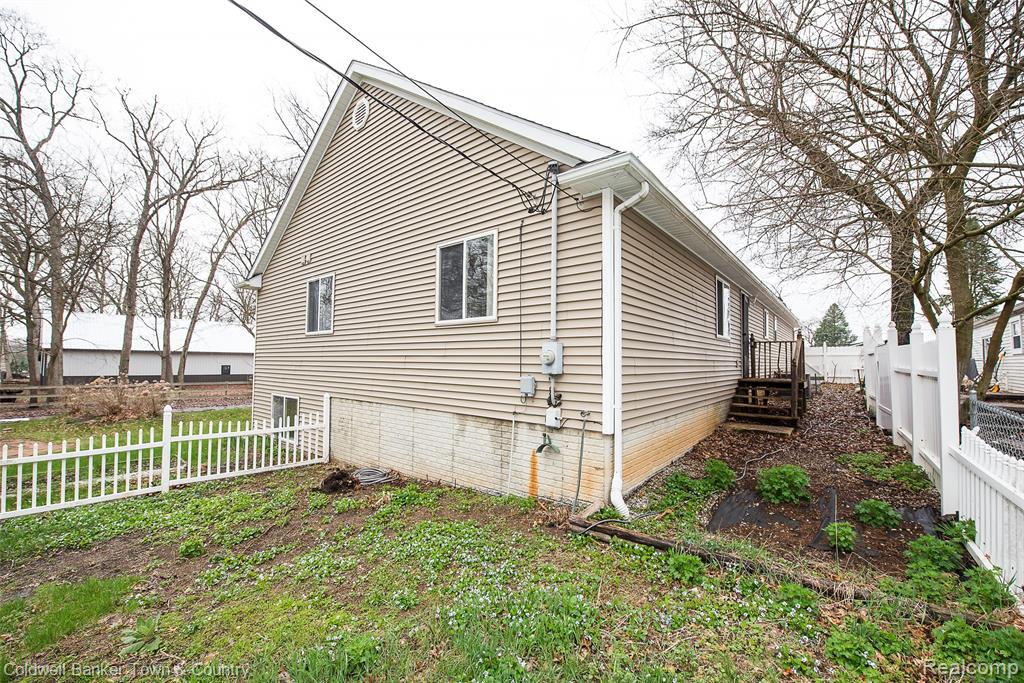 3268 Orchard Drive, Pinckney, MI 48169 — Photo 30