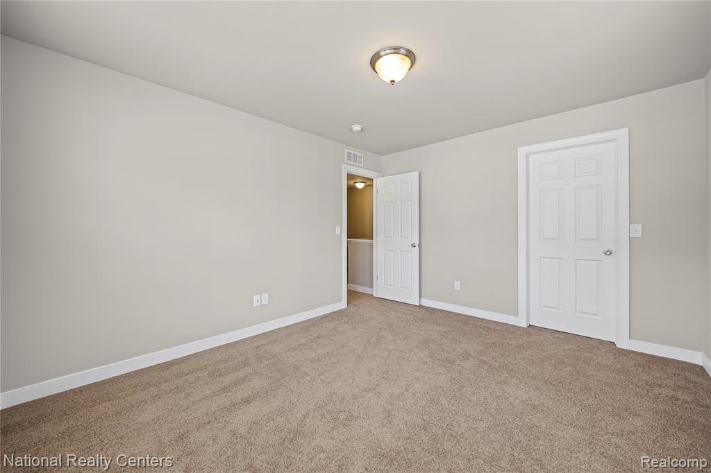 9760 Dornoch Trail, Brighton, MI 48114 — Photo 40