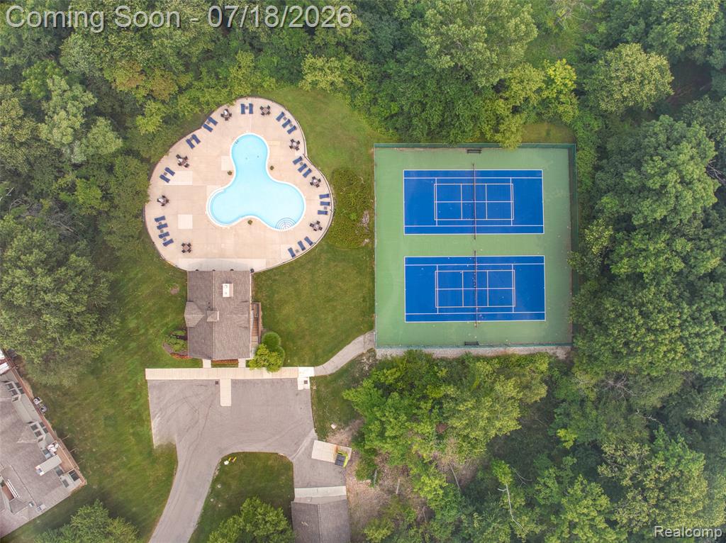 7482 Sheffield, West Bloomfield, MI — Photo 36