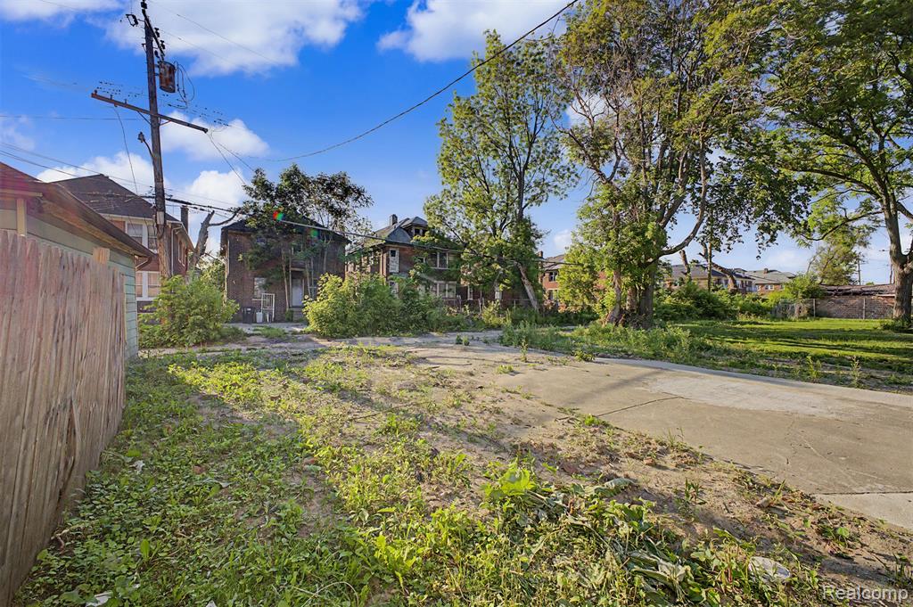 5060 S Clarendon Street, Detroit, MI 48204 — Photo 46