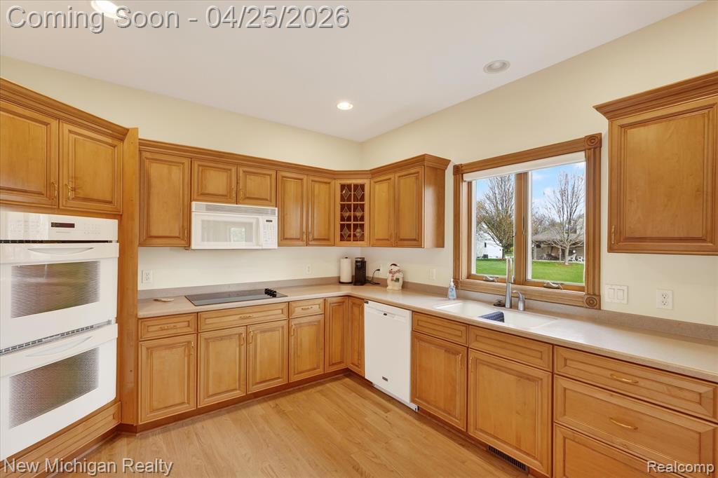 5425 Majestic Court, Swartz Creek, MI 48473 — Photo 15