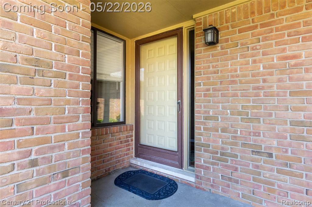 574 Tennyson, Rochester Hills, MI 48307 — Photo 4