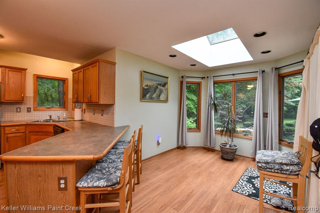 713 KNIBBE Road, Lake Orion, MI 48362 — Photo 11