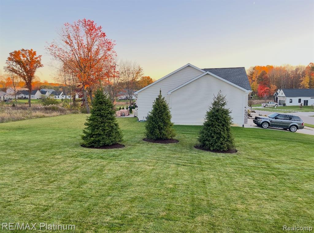 9860 Havendale Drive, Brighton, MI 48114 — Photo 37