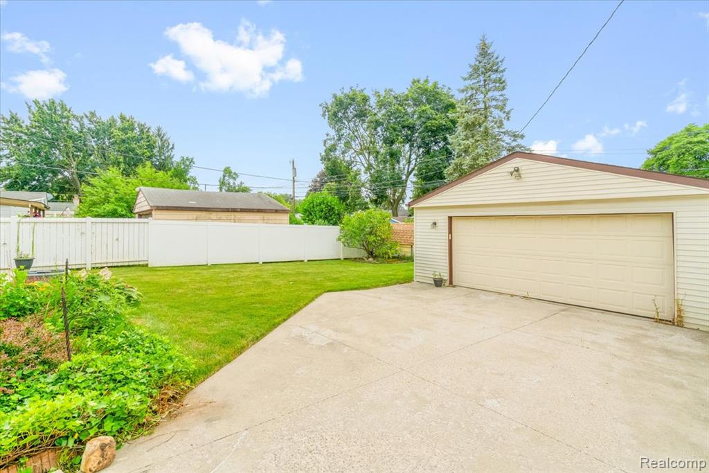 9436 Essex Street, Romulus, MI 48174 — Photo 6