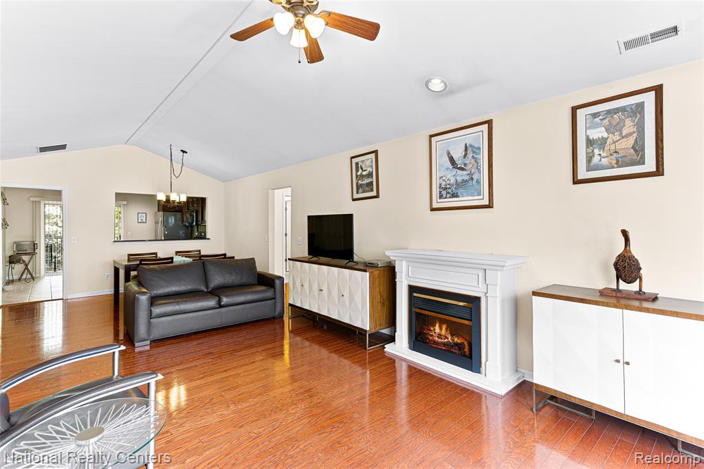 49277 Silver Birch Circle, Shelby Twp, MI 48315 — Photo 8