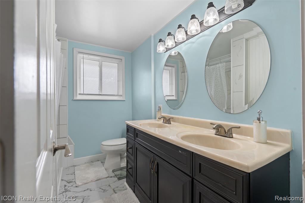 42153 Mac Rae Drive, Sterling Heights, MI 48313 — Photo 20