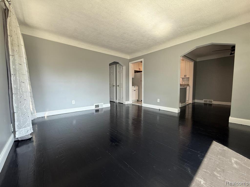 8427 Virgil Street, Dearborn Heights, MI 48127 — Photo 3