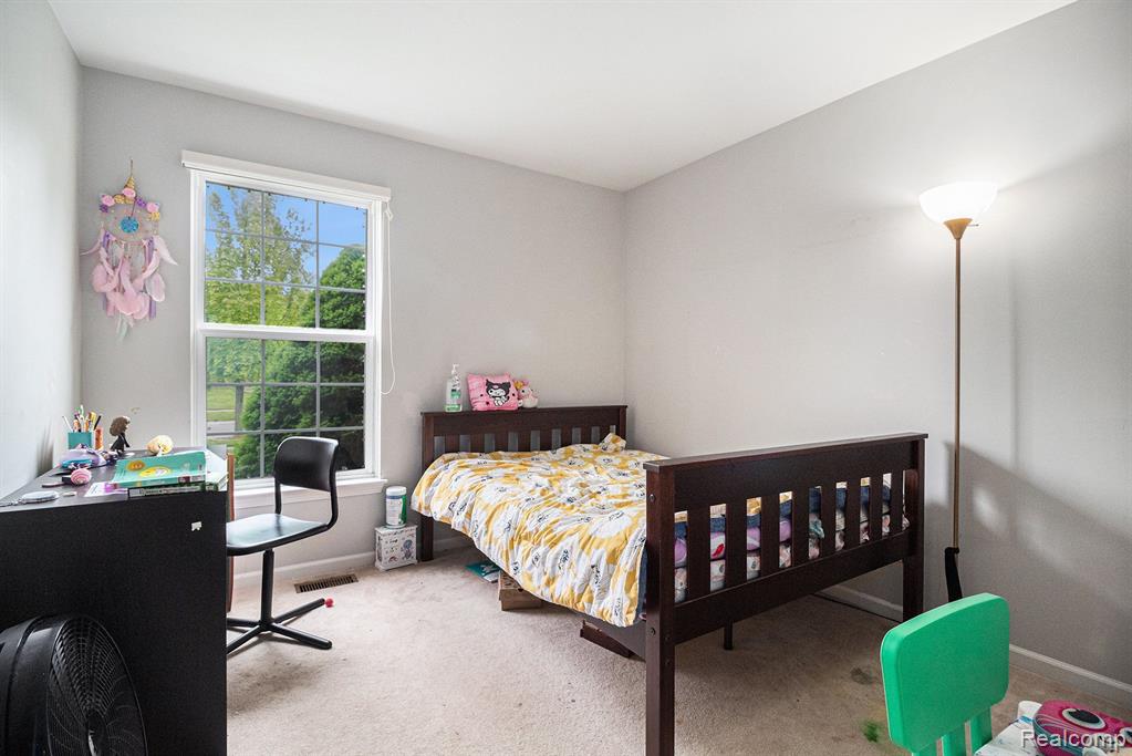 47291 FAIRLAWN Court, Canton, MI 48188 — Photo 23