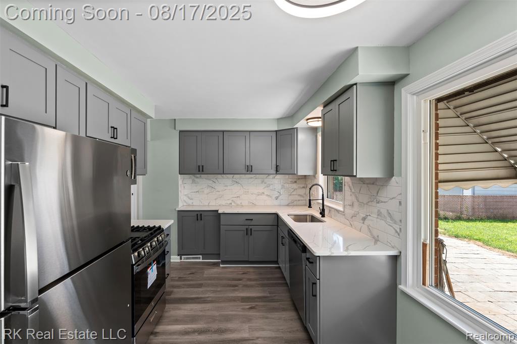 7564 Polk Street, Taylor, MI 48180 — Photo 8