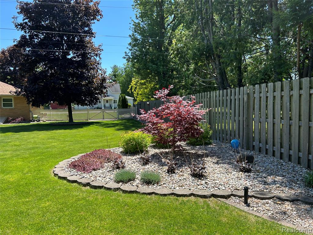 315 Romain Road, Caro, MI 48723 — Photo 9