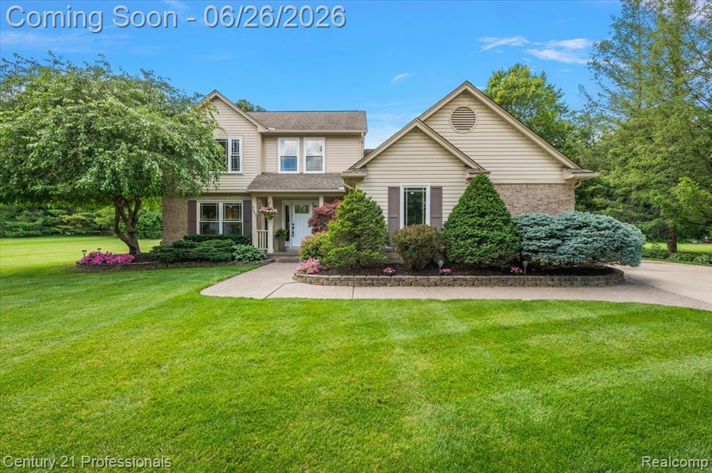 4683 Fox Chase Drive, White Lake, MI 48383 — Photo 2