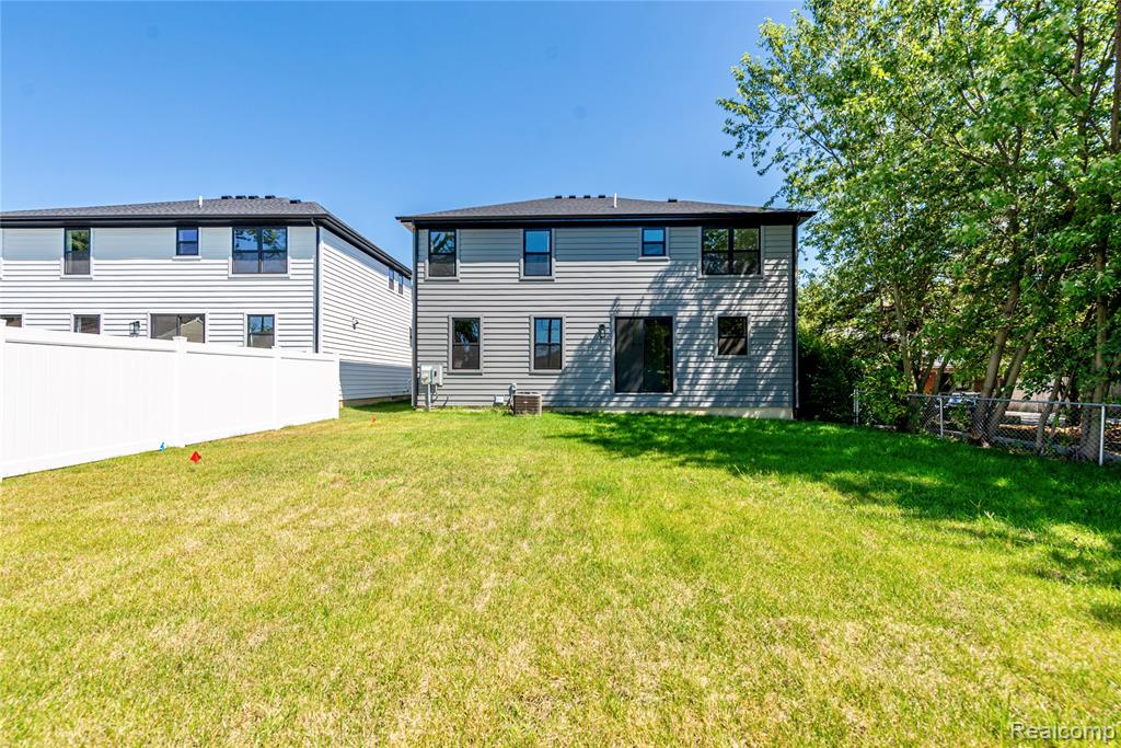 4101 Devon Road, Royal Oak, MI 48073 — Photo 37