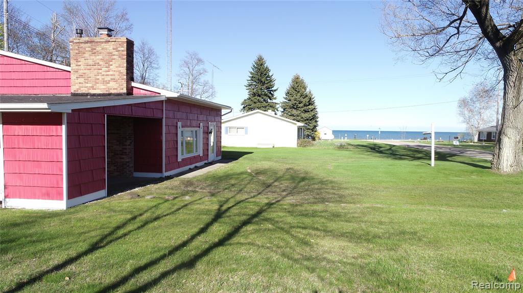 6405 Brookside Drive, Deckerville, MI 48427 — Photo 3