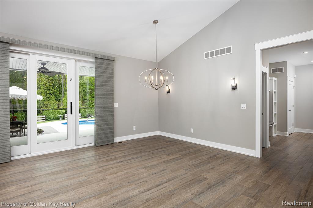 5352 Timber Bend Drive, Brighton, MI 48116 — Photo 13