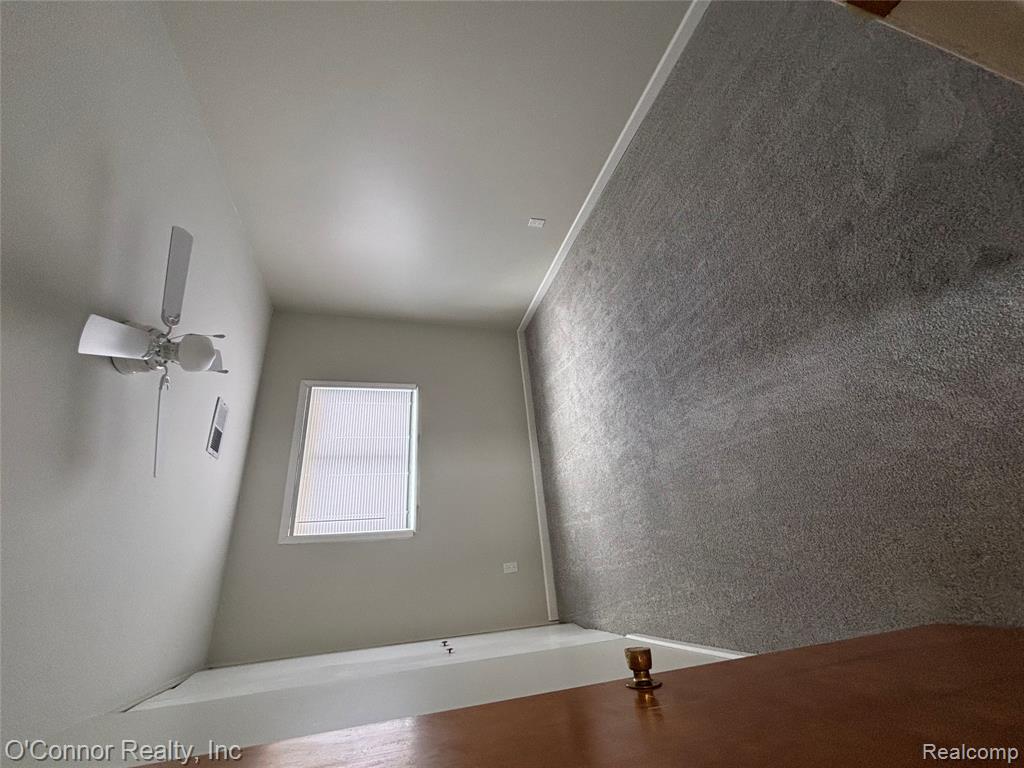 27637 Barrington Street, Madison Heights, MI 48071 — Photo 8