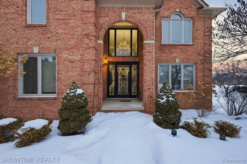 4157 Springbrook Drive, Sterling Heights, MI 48314 — Photo 6