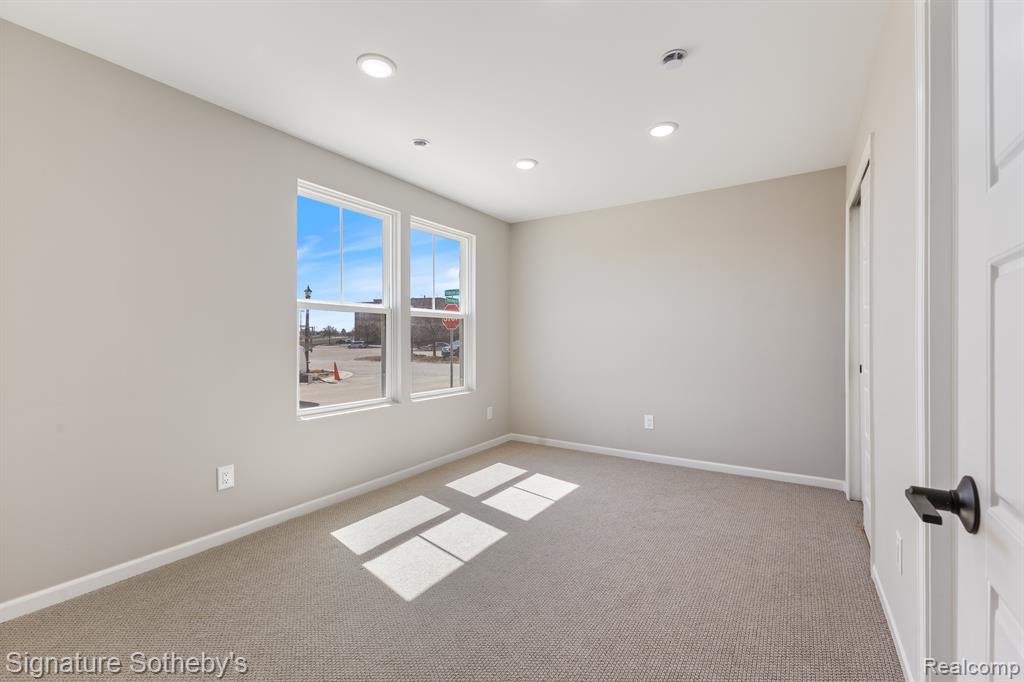 43115 Atwood Avenue, Novi, MI — Photo 20