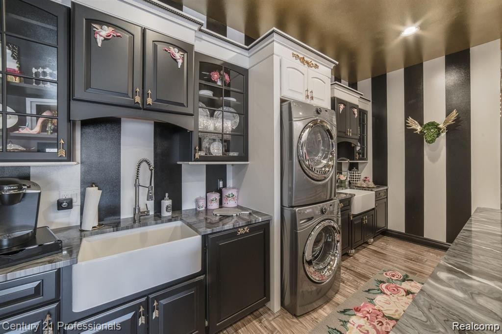 9861 DIXIE Highway, Clarkston, MI 48348 — Photo 37