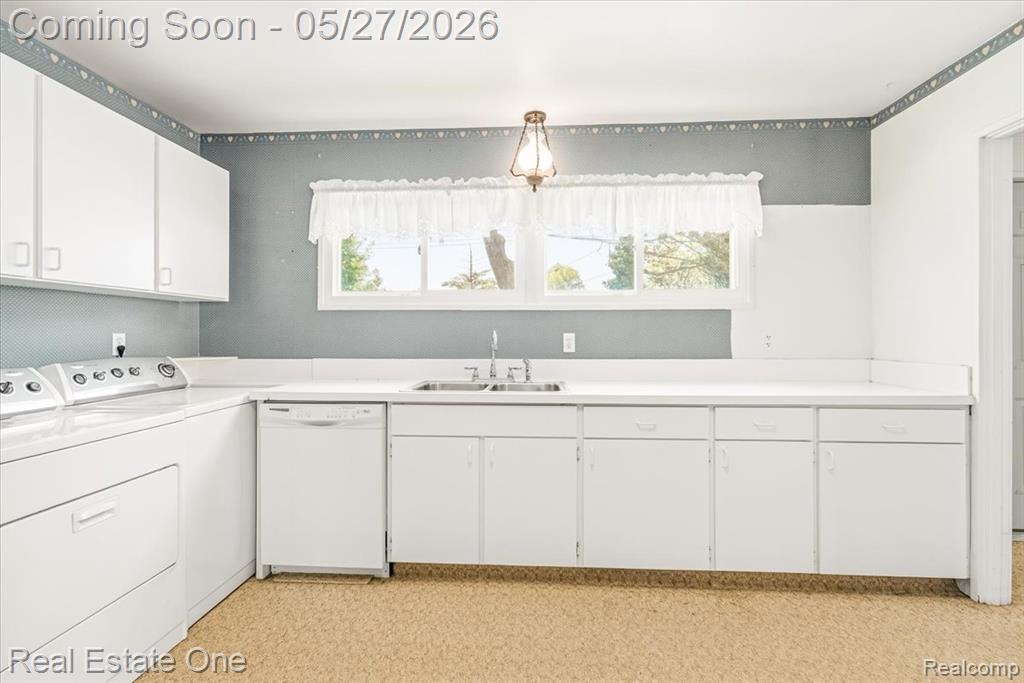 29737 Brandt Court, Garden City, MI — Photo 25