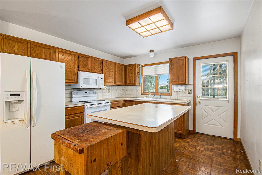 609 W Harris Street, Charlotte, MI 48813 — Photo 9