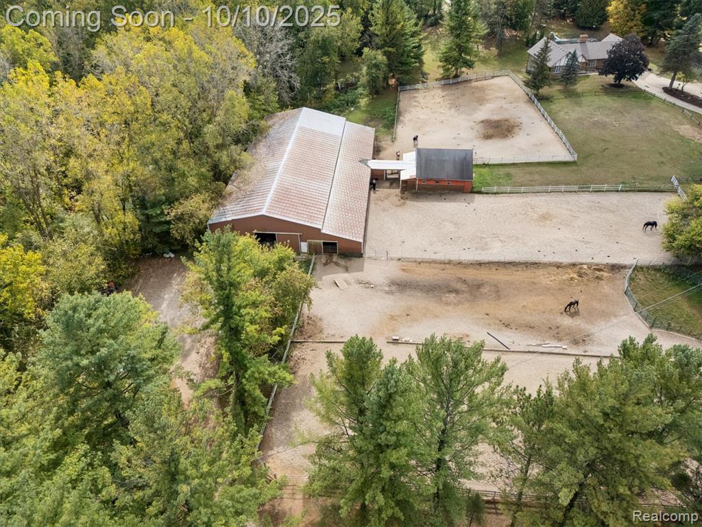 7750 Sleepy Hollow Drive, Northville, MI 48168 — Photo 59