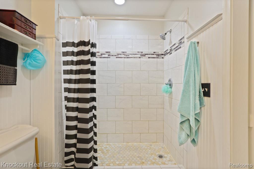 966 Athletic Street, Vassar, MI 48768 — Photo 22
