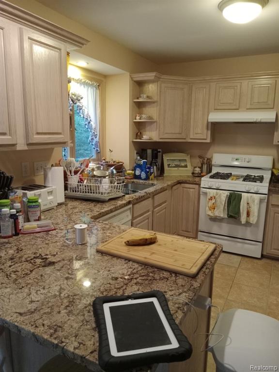 4405 S Hemlock Road, Cedar, MI 49621 — Photo 5