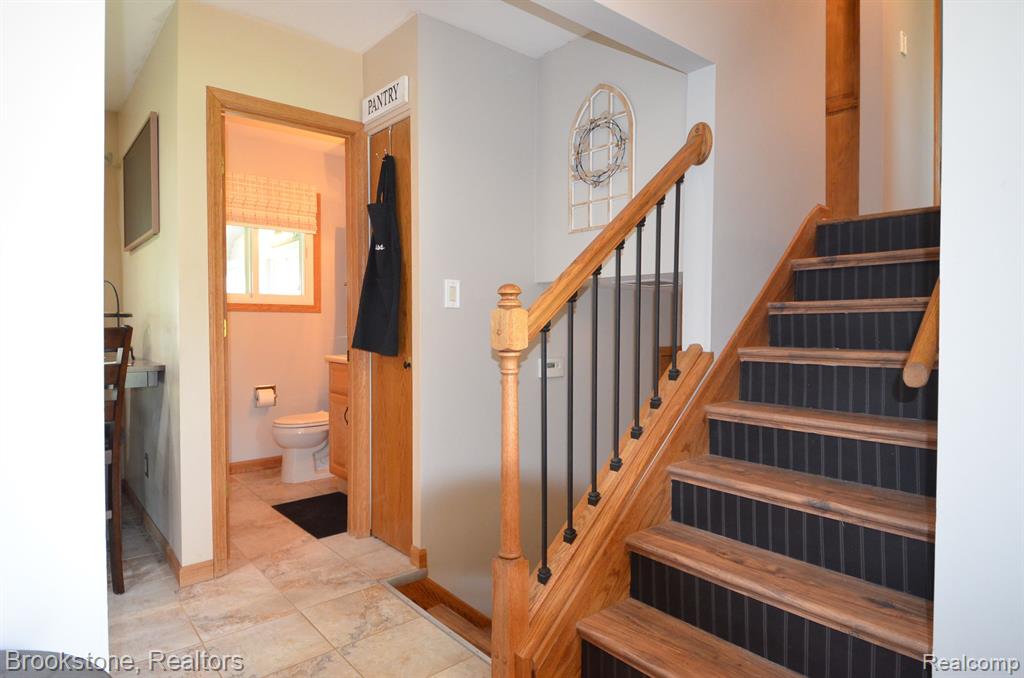 4856 CLINTON WAY Drive, Waterford, MI 48328 — Photo 57