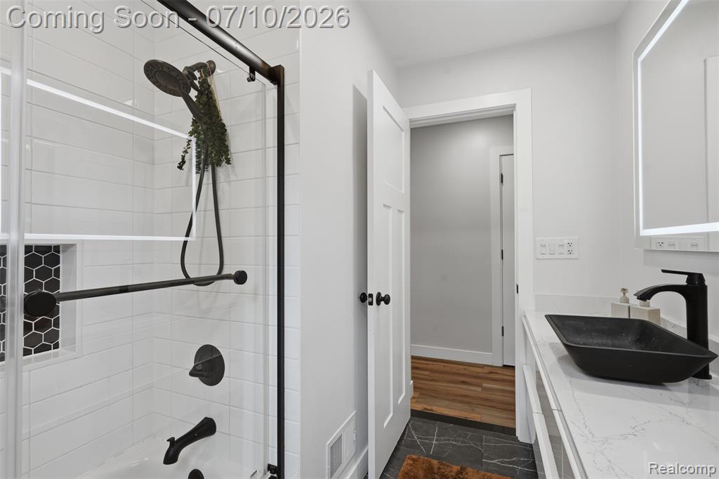 595 Byron Street, Plymouth, MI 48170 — Photo 17