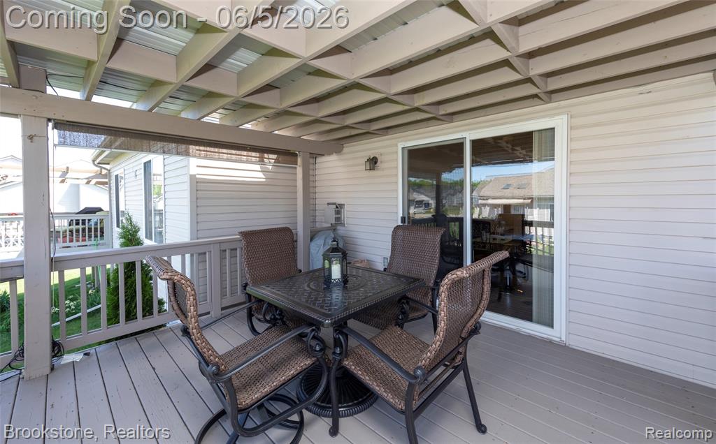 30008 GREGORY, Grand Blanc, MI 48439 — Photo 5