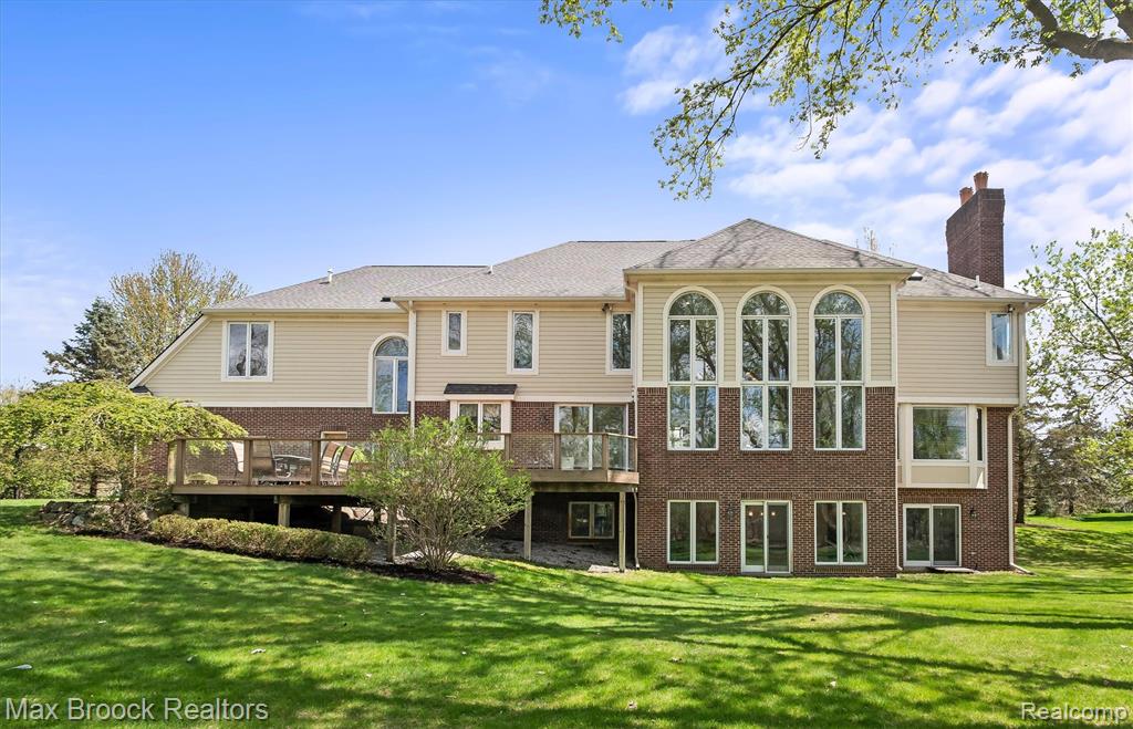 398 Shrewsbury Drive, Clarkston, MI 48348 — Photo 81