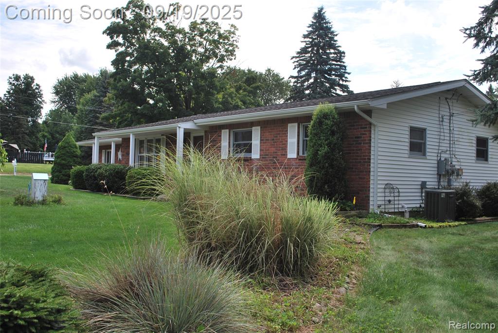 68 Meadow Lane, Lapeer, MI 48446 — Photo 7
