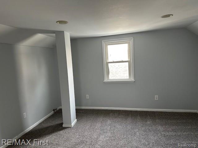 2202 Hollywood Avenue, Grosse Pointe Woods, MI 48236 — Photo 18