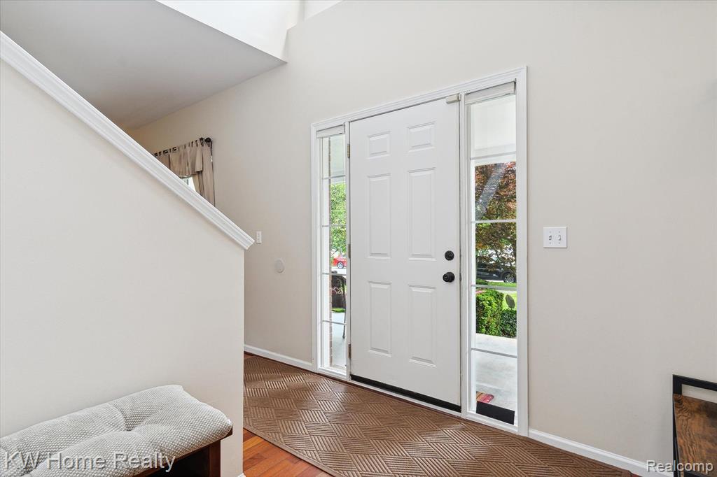 4672 NUTMEG Drive, Ypsilanti, MI 48197 — Photo 6