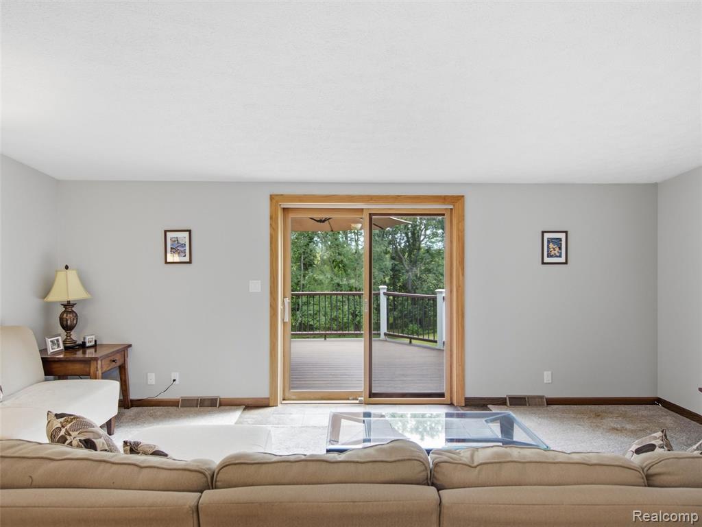 5003 Mason Road, Howell, MI 48843 — Photo 10