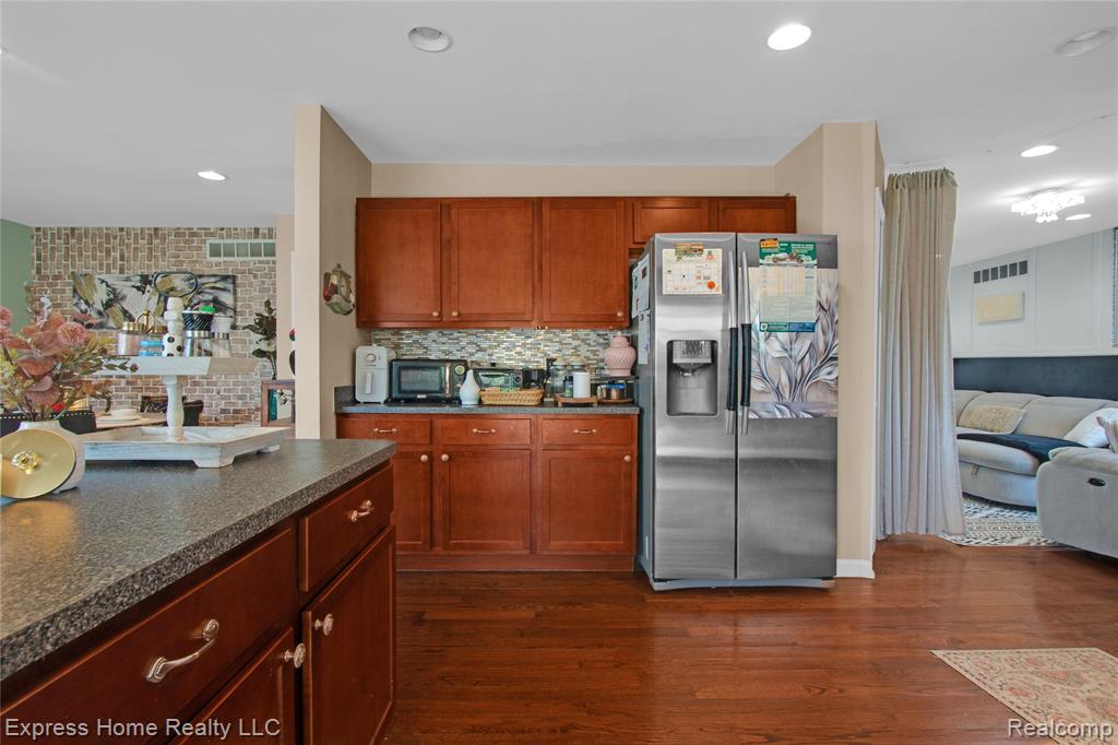 25244 INDEPENDENCE Trail, Warren, MI 48089 — Photo 12