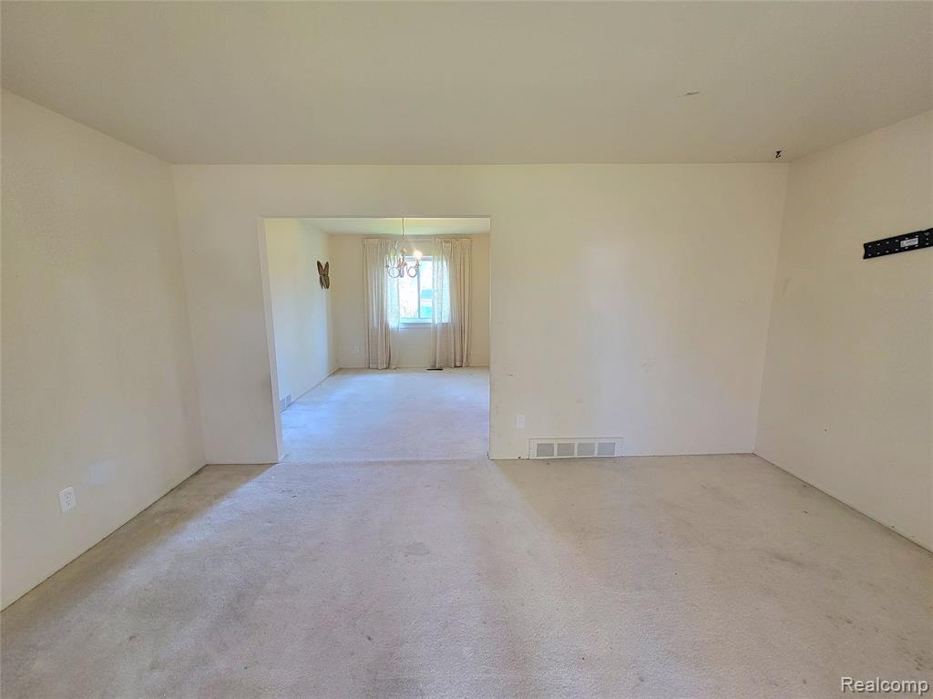 3458 Common Road, Warren, MI 48092 — Photo 4