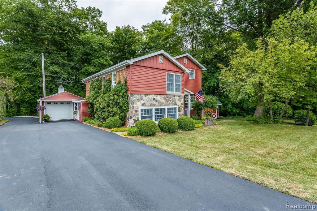 5115 Lakeshore Road, Lexington, MI 48450 — Photo 32