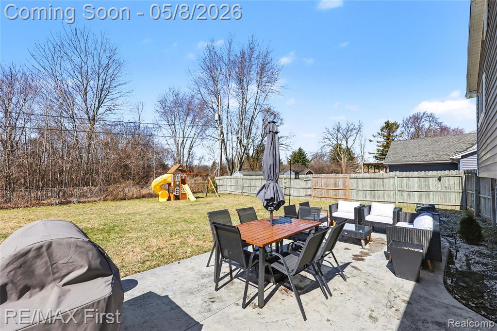 690 Montana Street, Marysville, MI 48040 — Photo 26