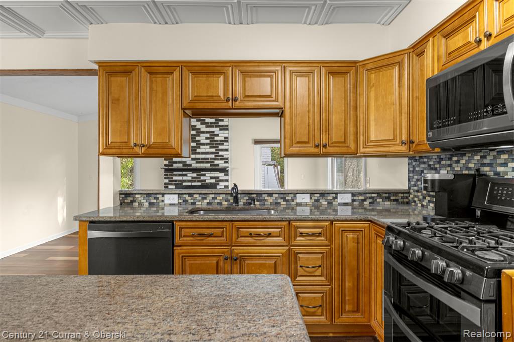 572 Shana Street, Canton, MI 48187 — Photo 16