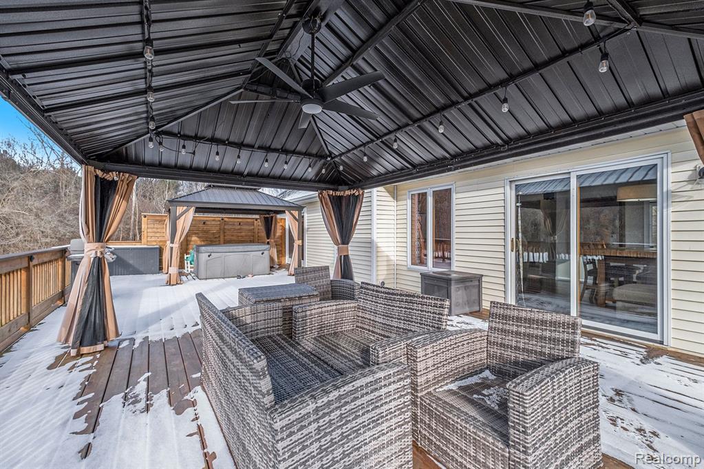 5375 OLEKSYN Road, Flint, MI 48504 — Photo 30