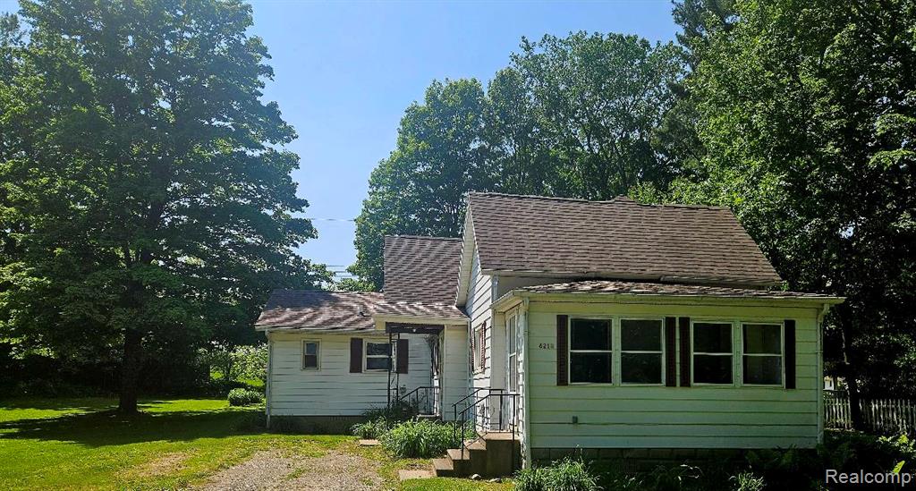 6218 TREND Street, Mayville Vlg, MI 48744 — Photo 5