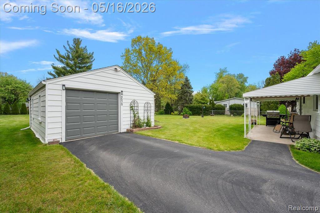8529 Munrovia Street, Shelby Twp, MI 48317 — Photo 23